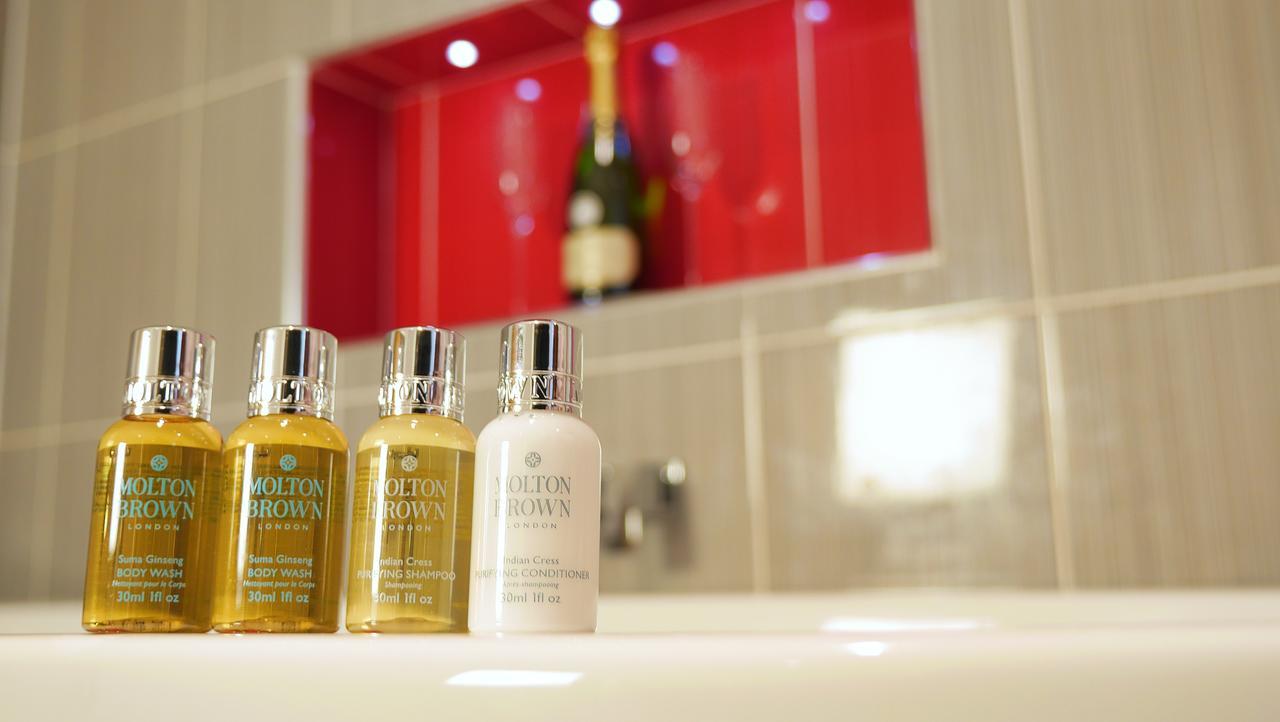 The Oceanic Luxury Aparthotel Falmouth Ngoại thất bức ảnh