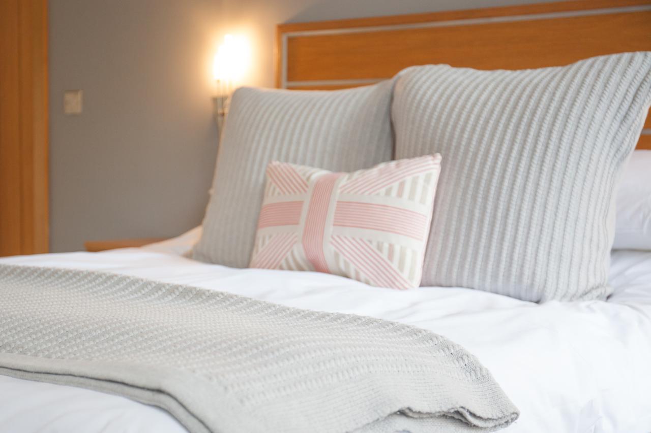 The Oceanic Luxury Aparthotel Falmouth Ngoại thất bức ảnh