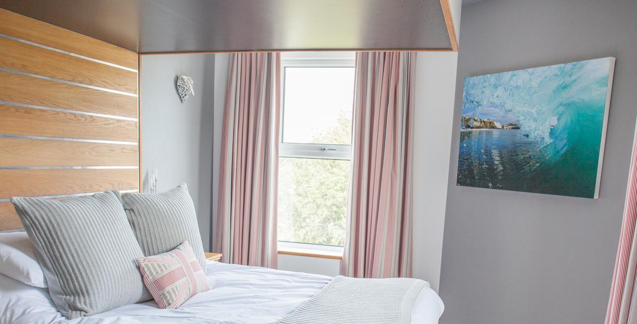 The Oceanic Luxury Aparthotel Falmouth Ngoại thất bức ảnh