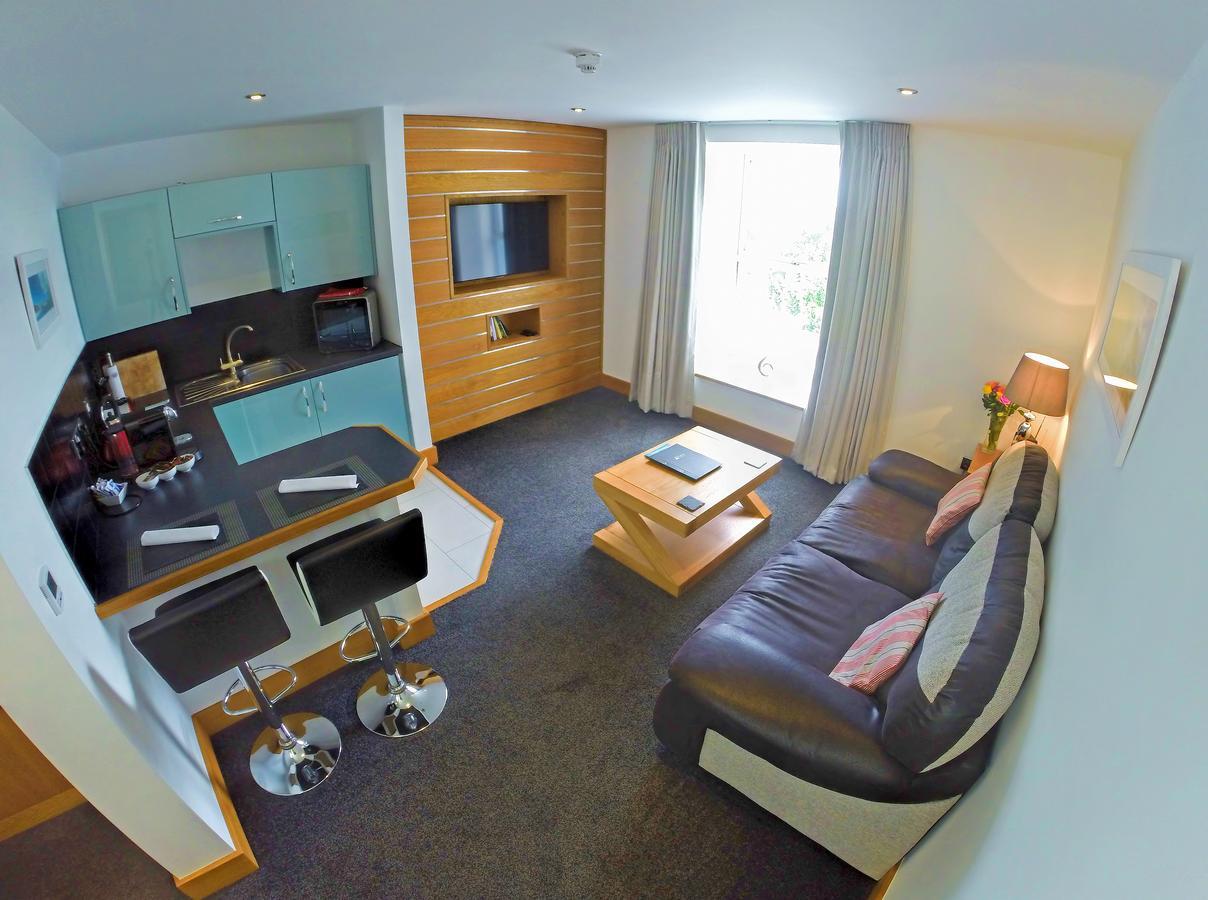 The Oceanic Luxury Aparthotel Falmouth Ngoại thất bức ảnh