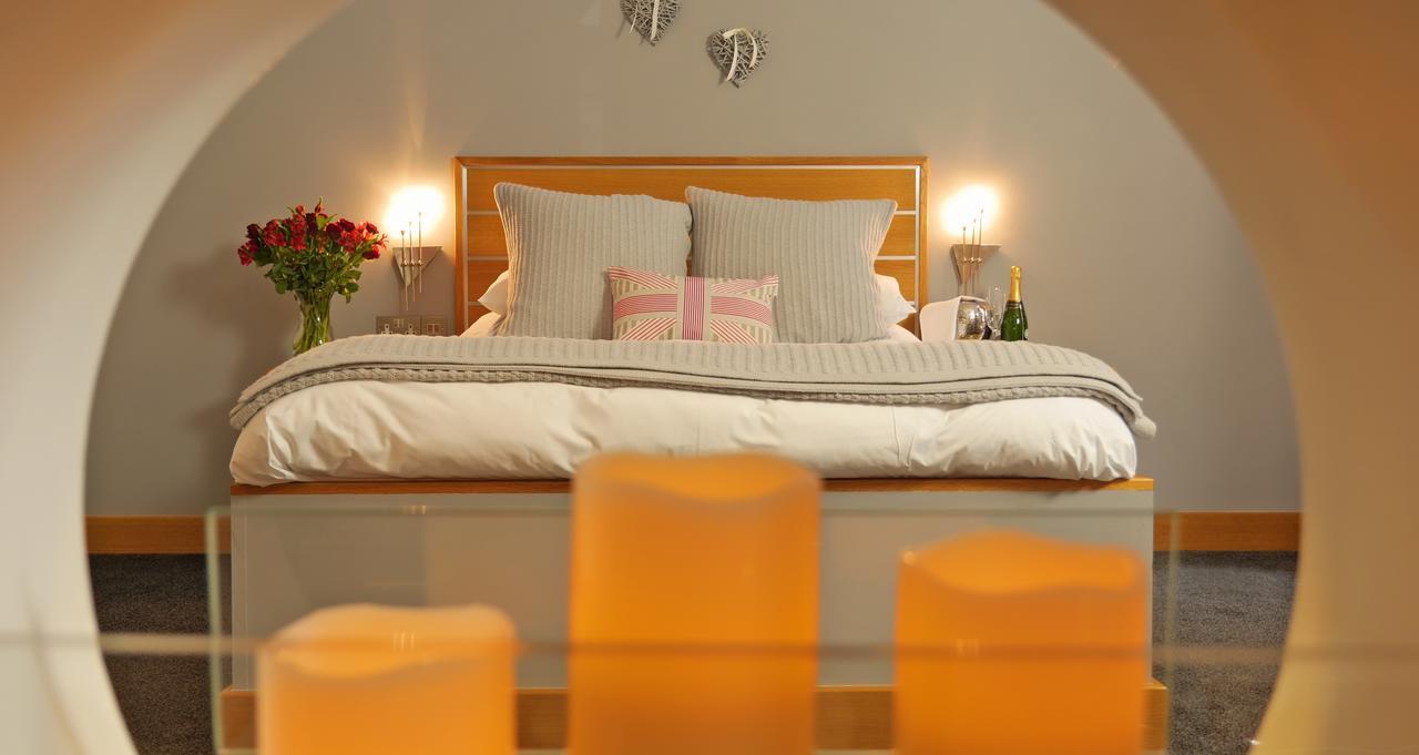 The Oceanic Luxury Aparthotel Falmouth Ngoại thất bức ảnh