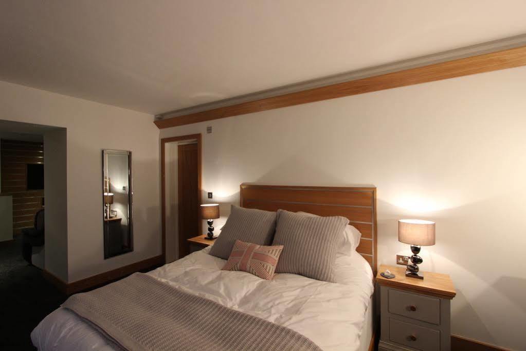 The Oceanic Luxury Aparthotel Falmouth Ngoại thất bức ảnh